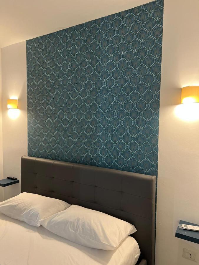 Cristiano Room نابولي المظهر الخارجي الصورة